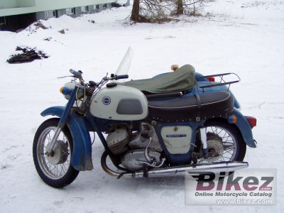1973 IZH Jupiter 3 (with sidecar) photo